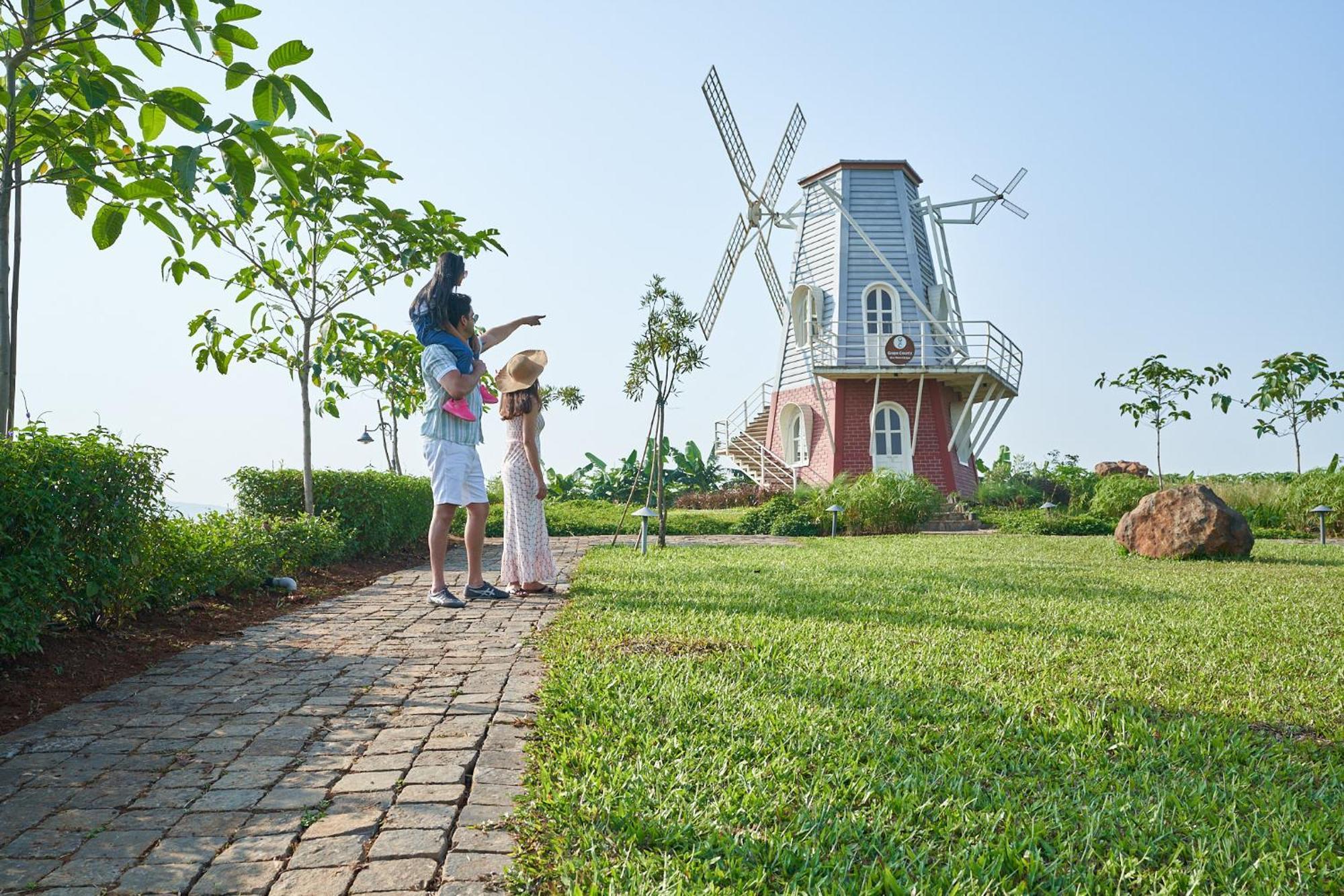 Grape County Eco Resort & Spa, Nashik Exterior photo